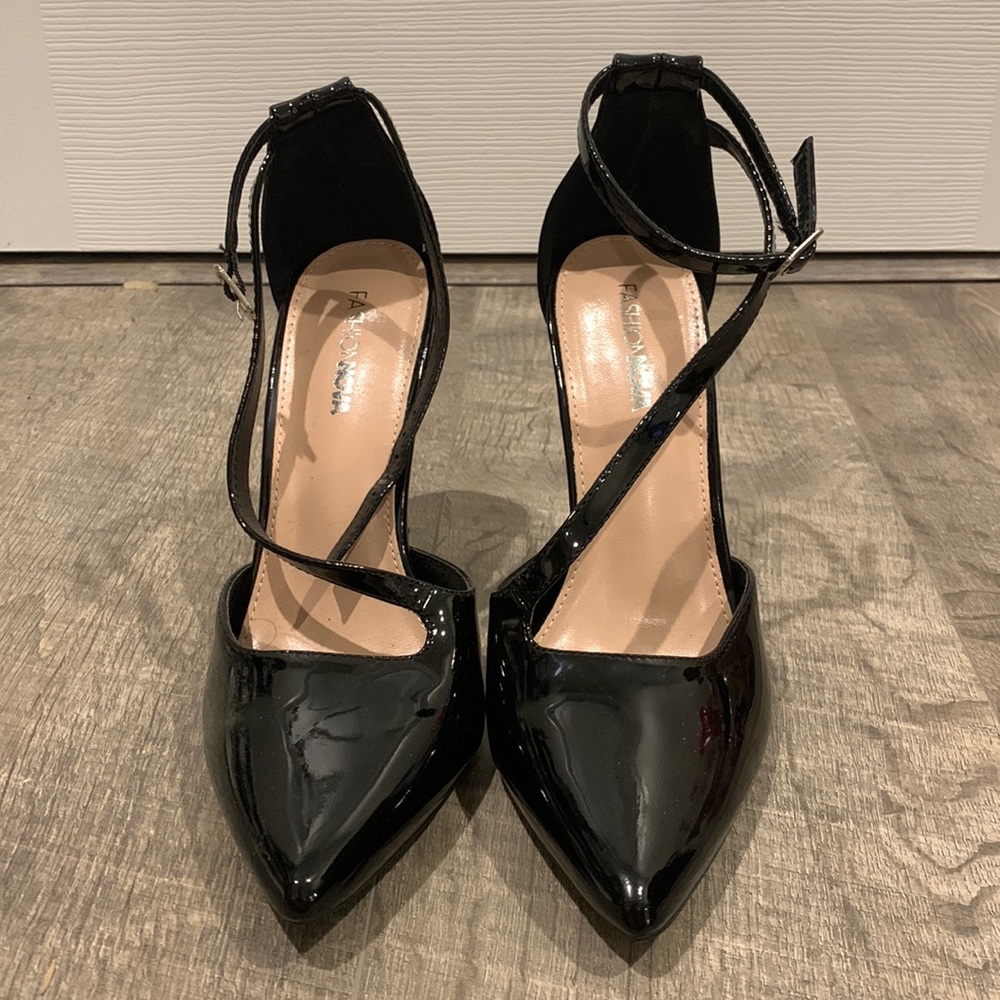 Fashion Nova “posh lifestyle pumps”